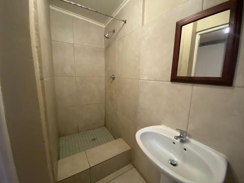 To Let 1 Bedroom Property for Rent in Grahamstown Eastern Cape